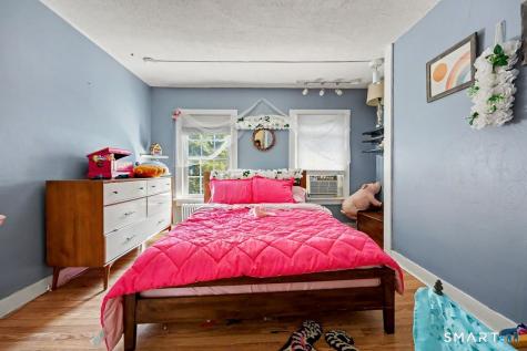 33 Pleasant Street Danbury CT 06810