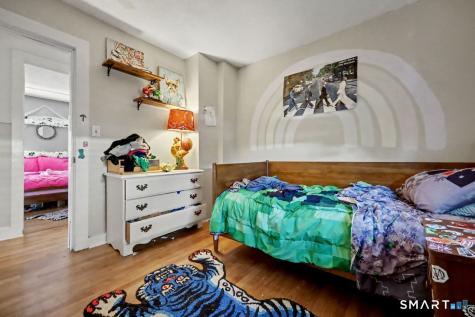 33 Pleasant Street Danbury CT 06810