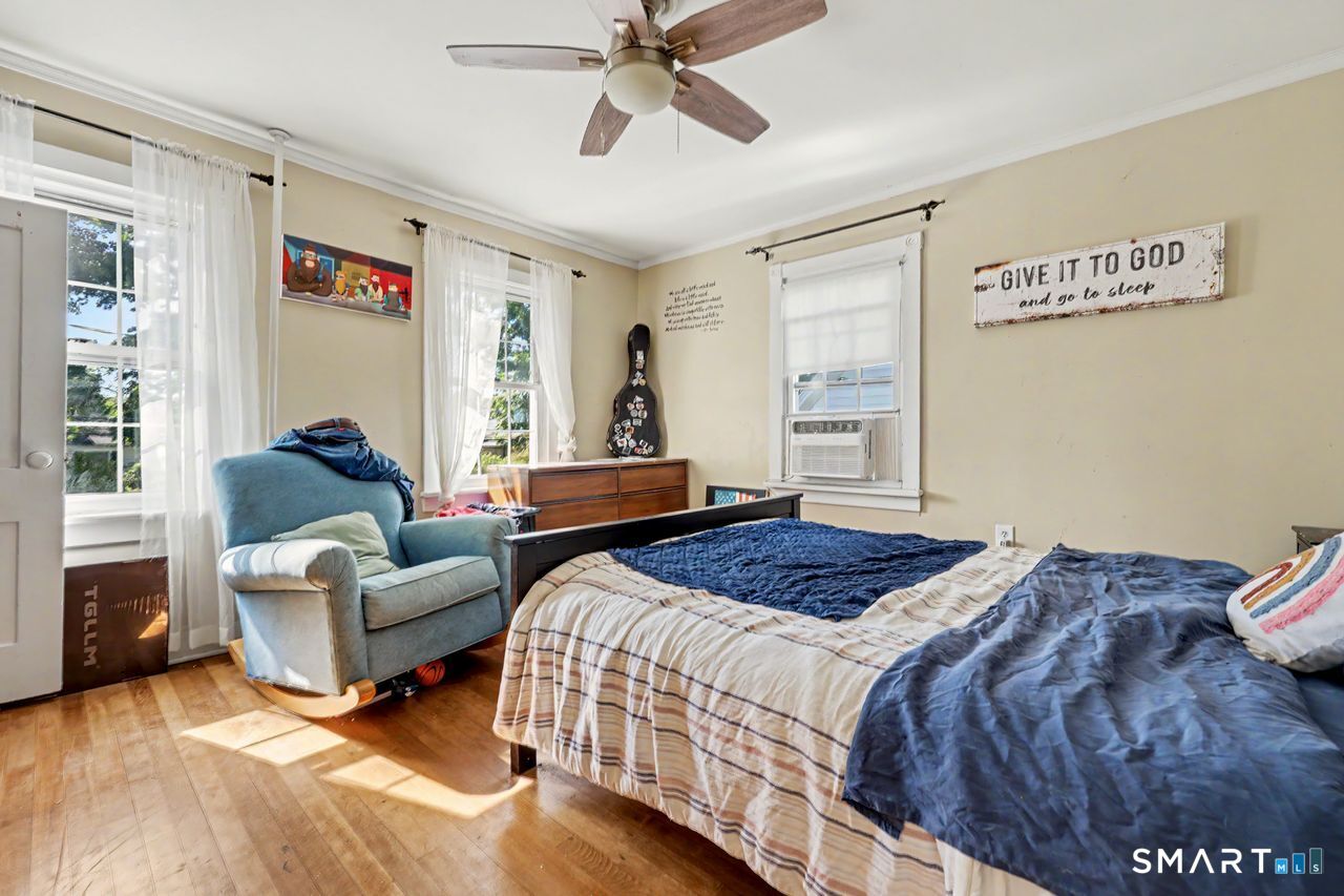 33 Pleasant Street Danbury CT 06810