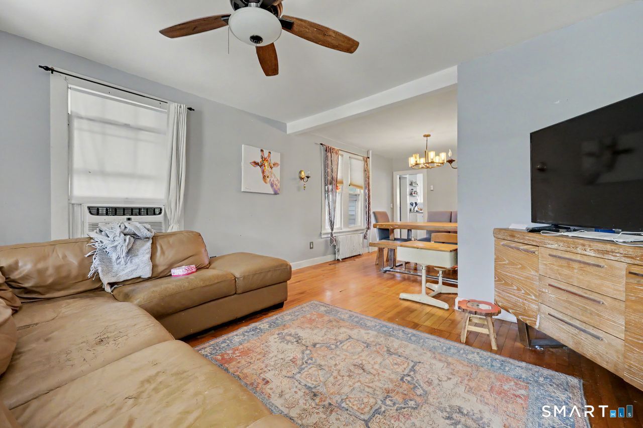 33 Pleasant Street Danbury CT 06810