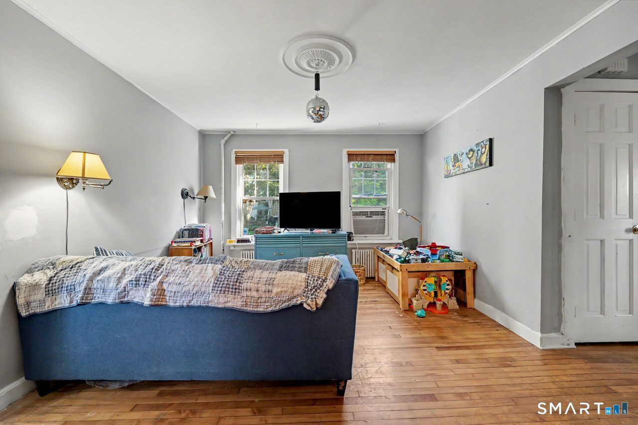 33 Pleasant Street Danbury CT 06810