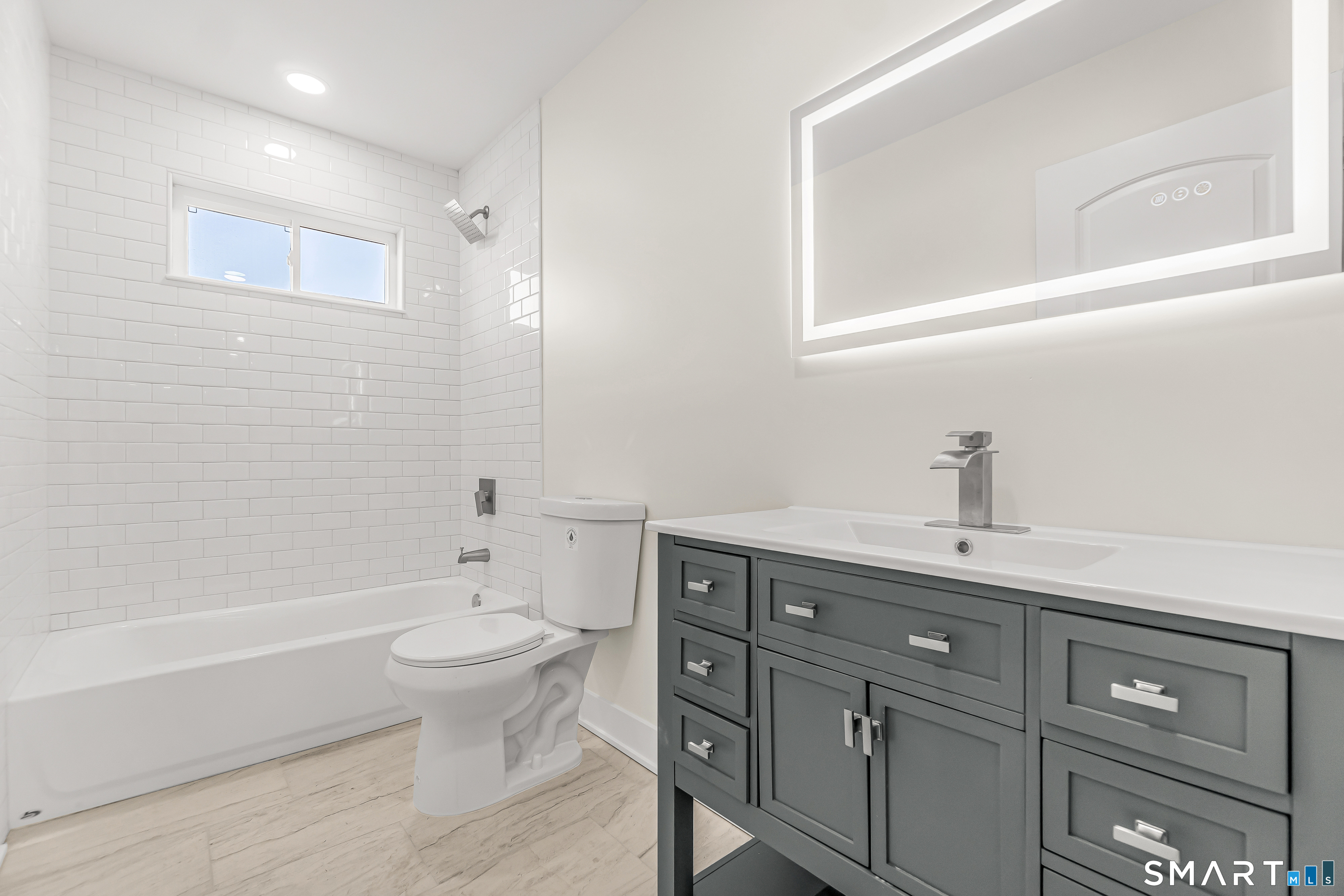 92 Lincoln Avenue Bridgeport CT 06606