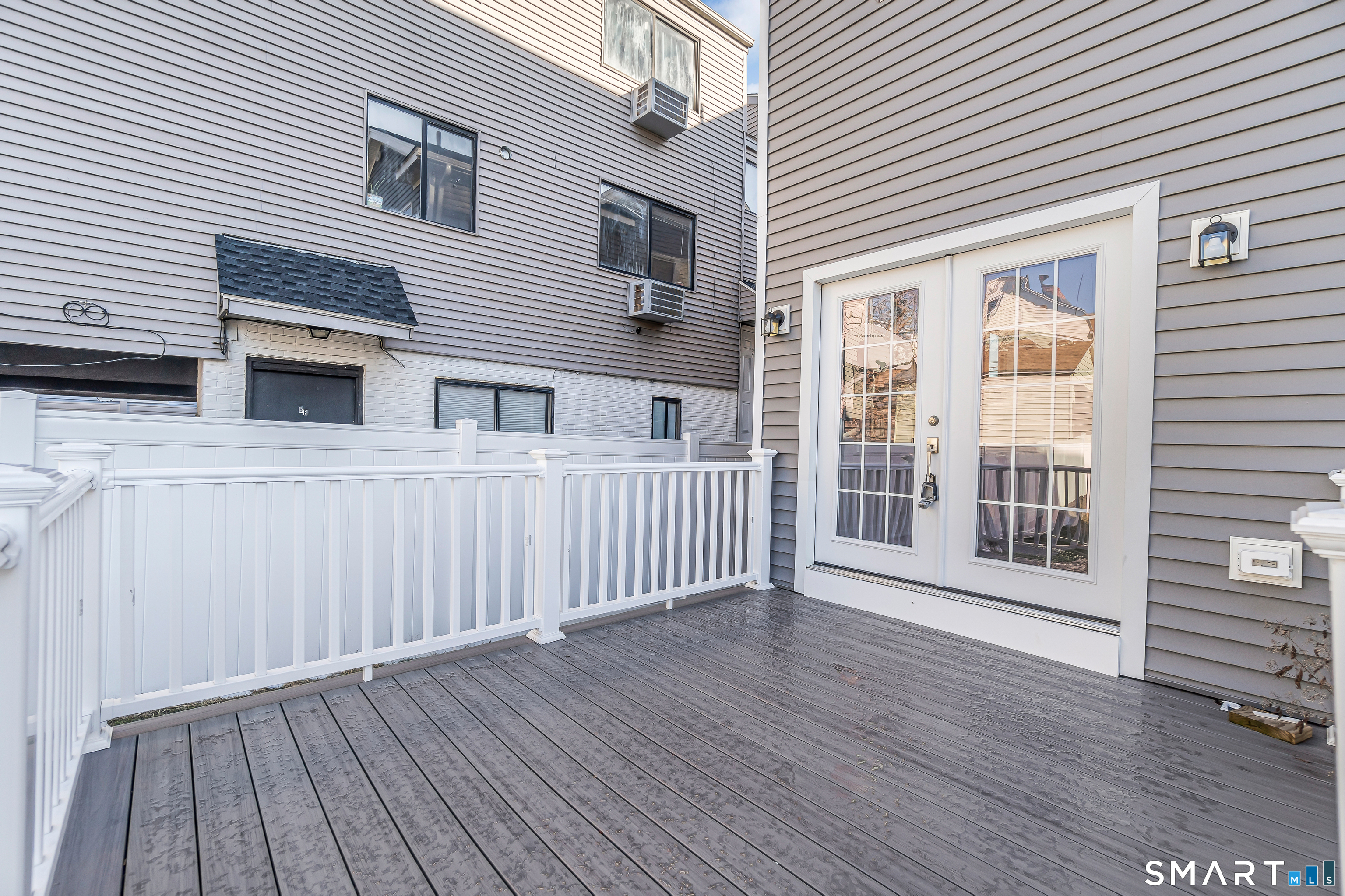 92 Lincoln Avenue Bridgeport CT 06606