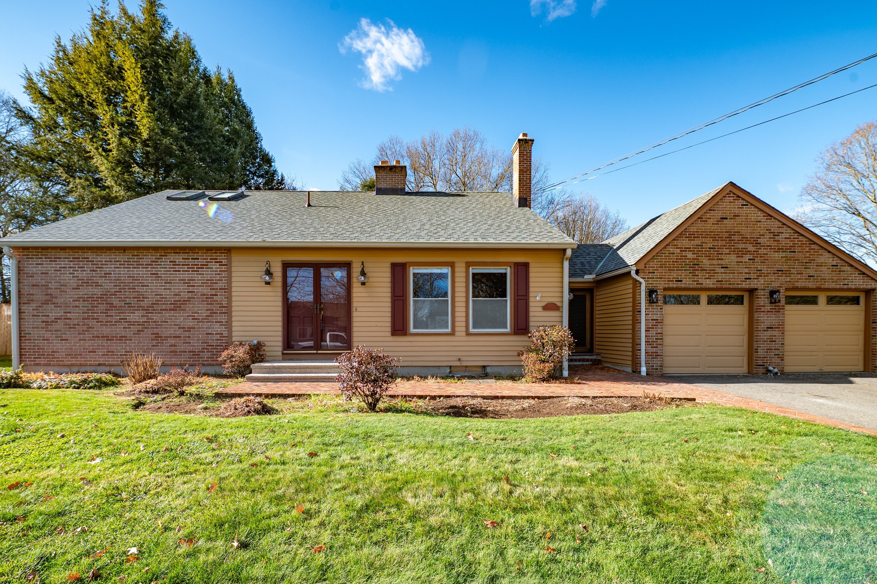 975 Wolf Hill Road Cheshire CT 06410