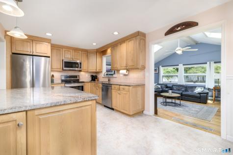 2 Thistle Road Norwalk CT 06851