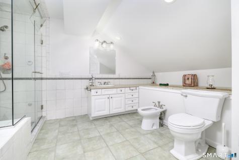2 Thistle Road Norwalk CT 06851