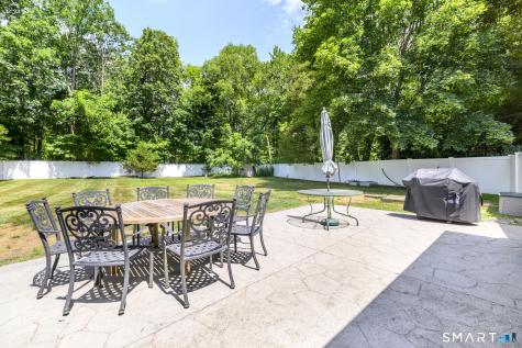 2 Thistle Road Norwalk CT 06851