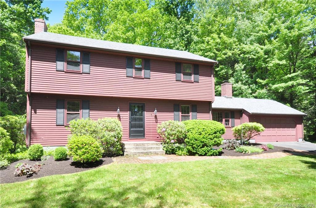 9 Surry Circle Simsbury CT 06070