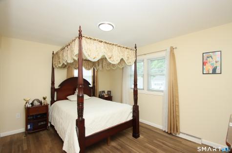 76 Jessie Drive West Haven CT 06516