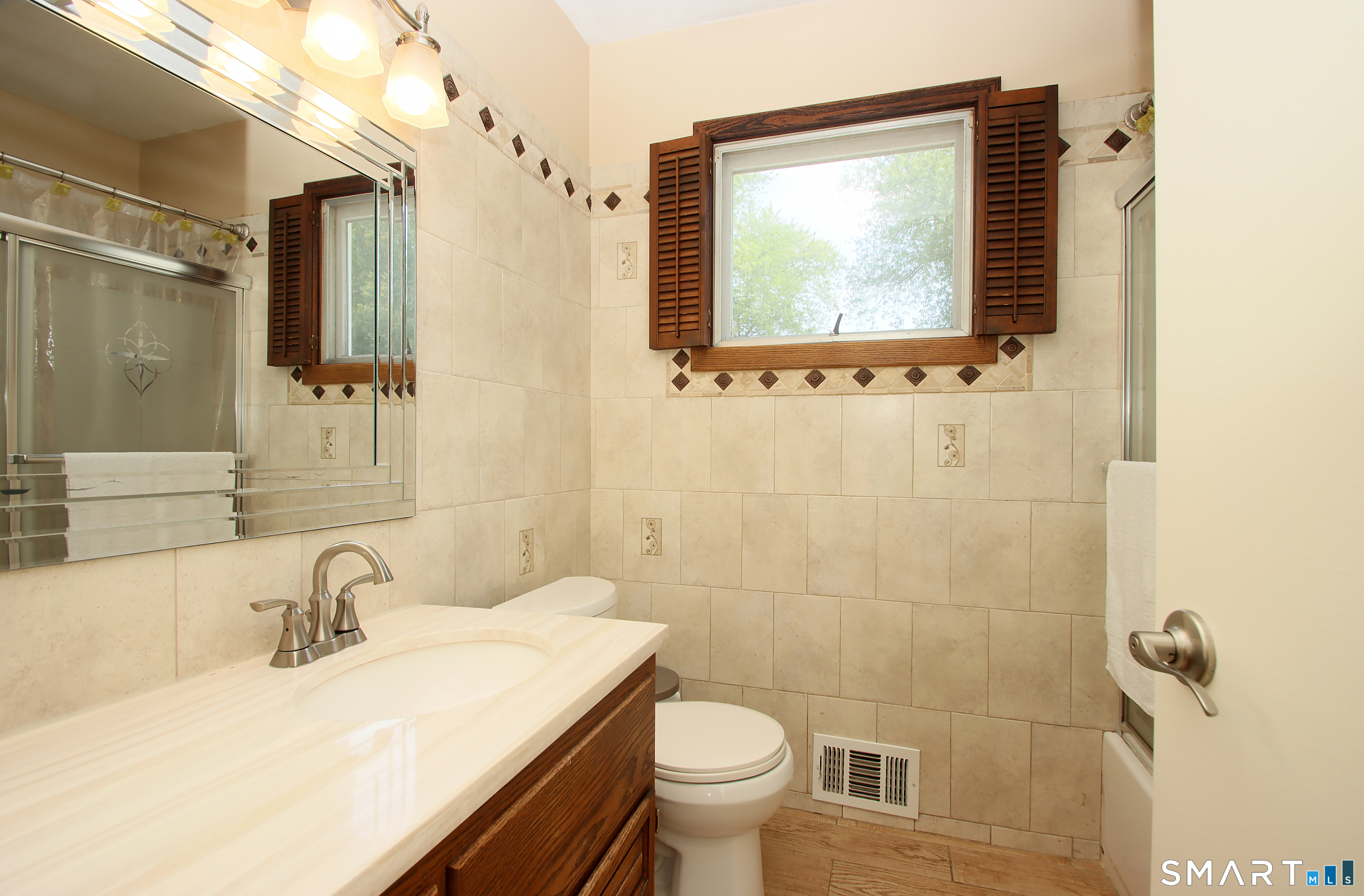 76 Jessie Drive West Haven CT 06516