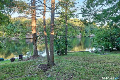 142 Crystal Lake Road Middletown CT 06457