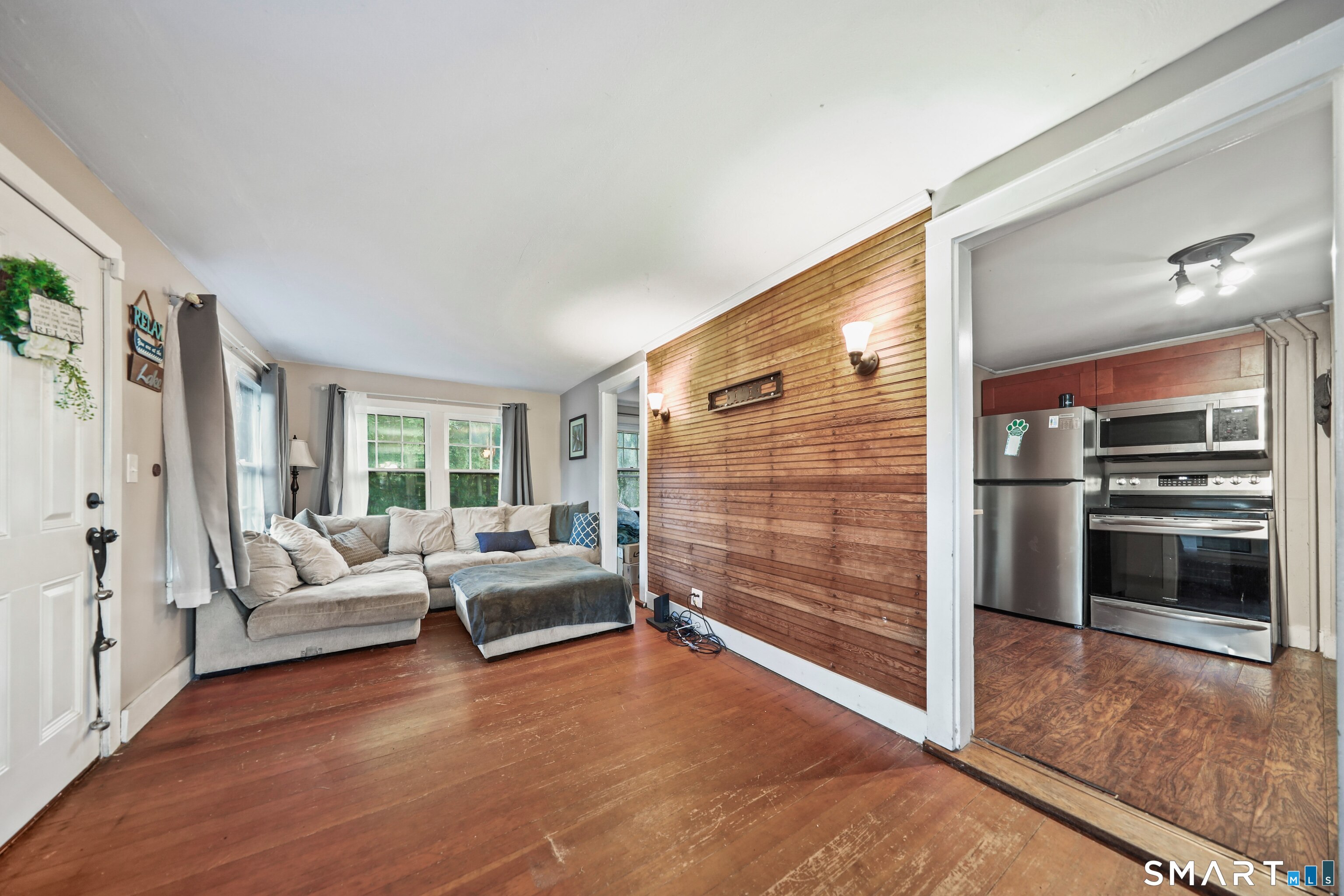 142 Crystal Lake Road Middletown CT 06457