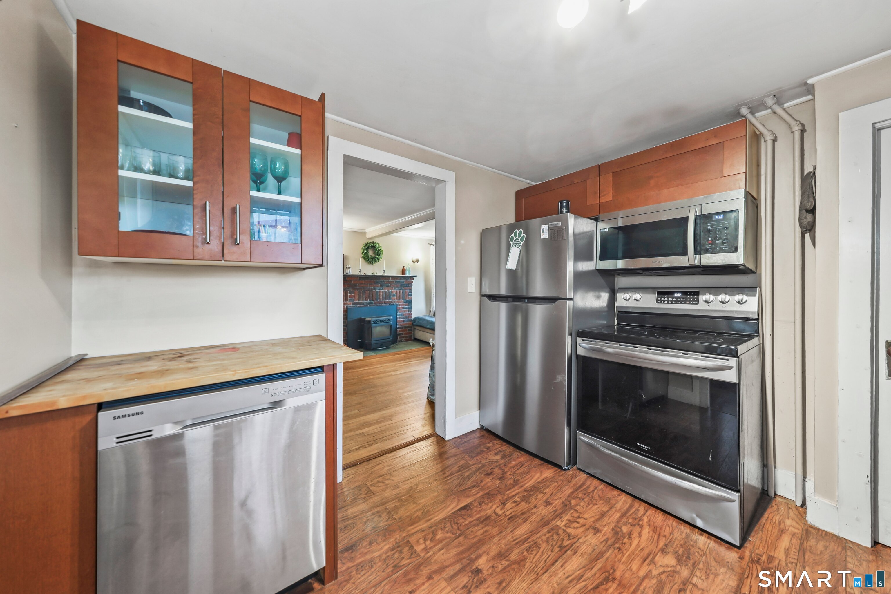 142 Crystal Lake Road Middletown CT 06457
