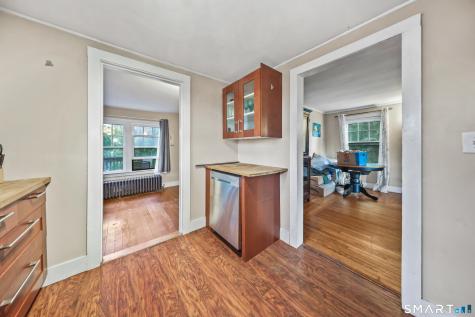142 Crystal Lake Road Middletown CT 06457