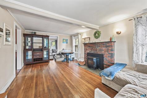 142 Crystal Lake Road Middletown CT 06457