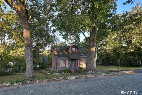 142 Crystal Lake Road Middletown CT 06457