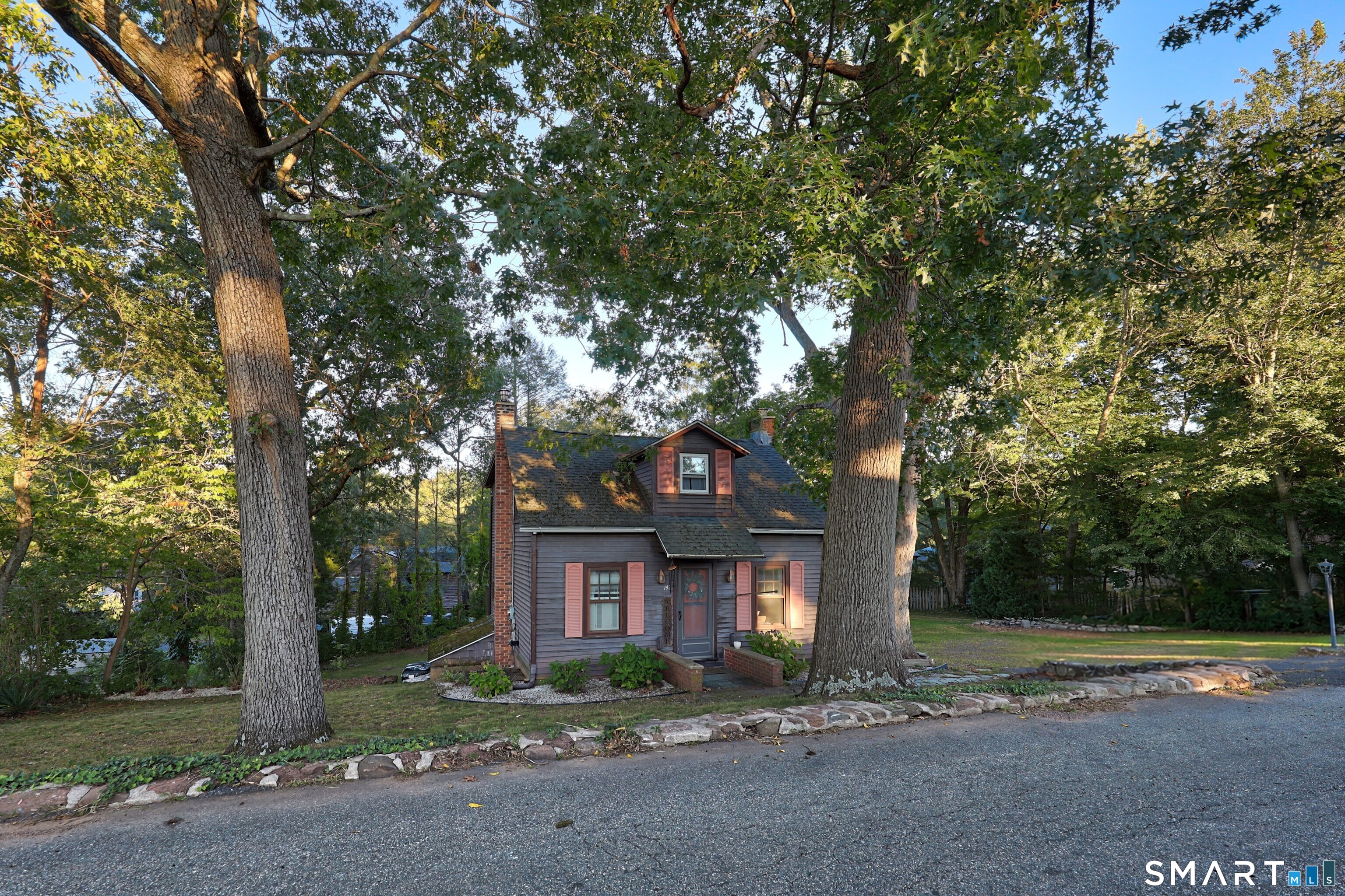 142 Crystal Lake Road Middletown CT 06457