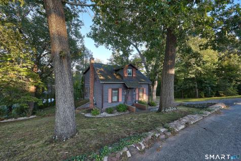 142 Crystal Lake Road Middletown CT 06457