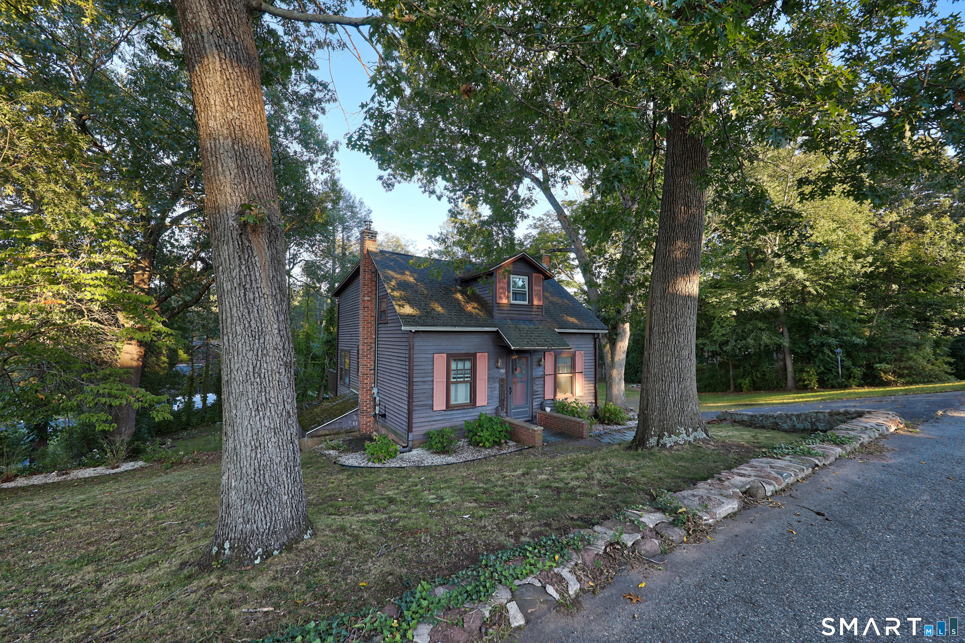 142 Crystal Lake Road Middletown CT 06457