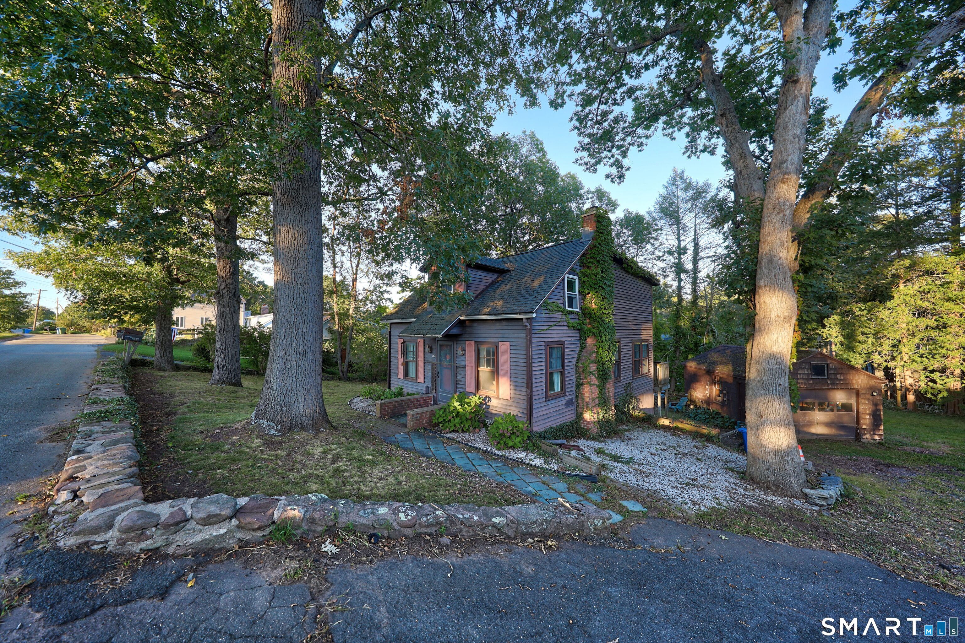 142 Crystal Lake Road Middletown CT 06457