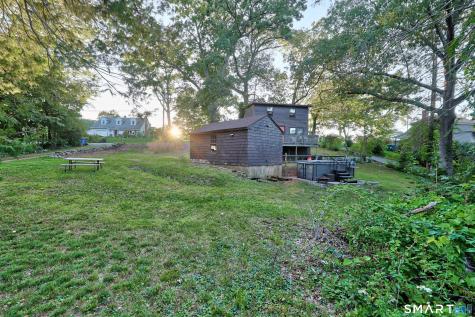 142 Crystal Lake Road Middletown CT 06457
