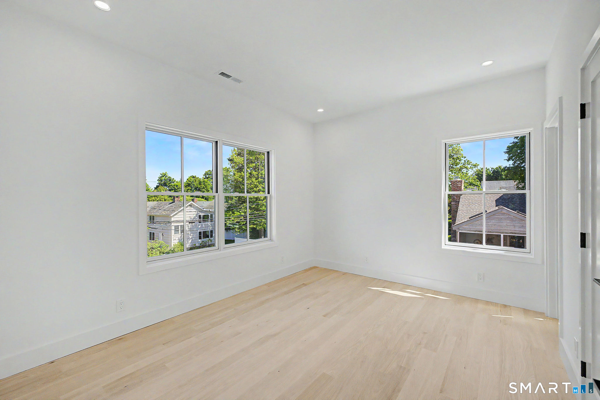 124 Forest Street New Canaan CT 06840