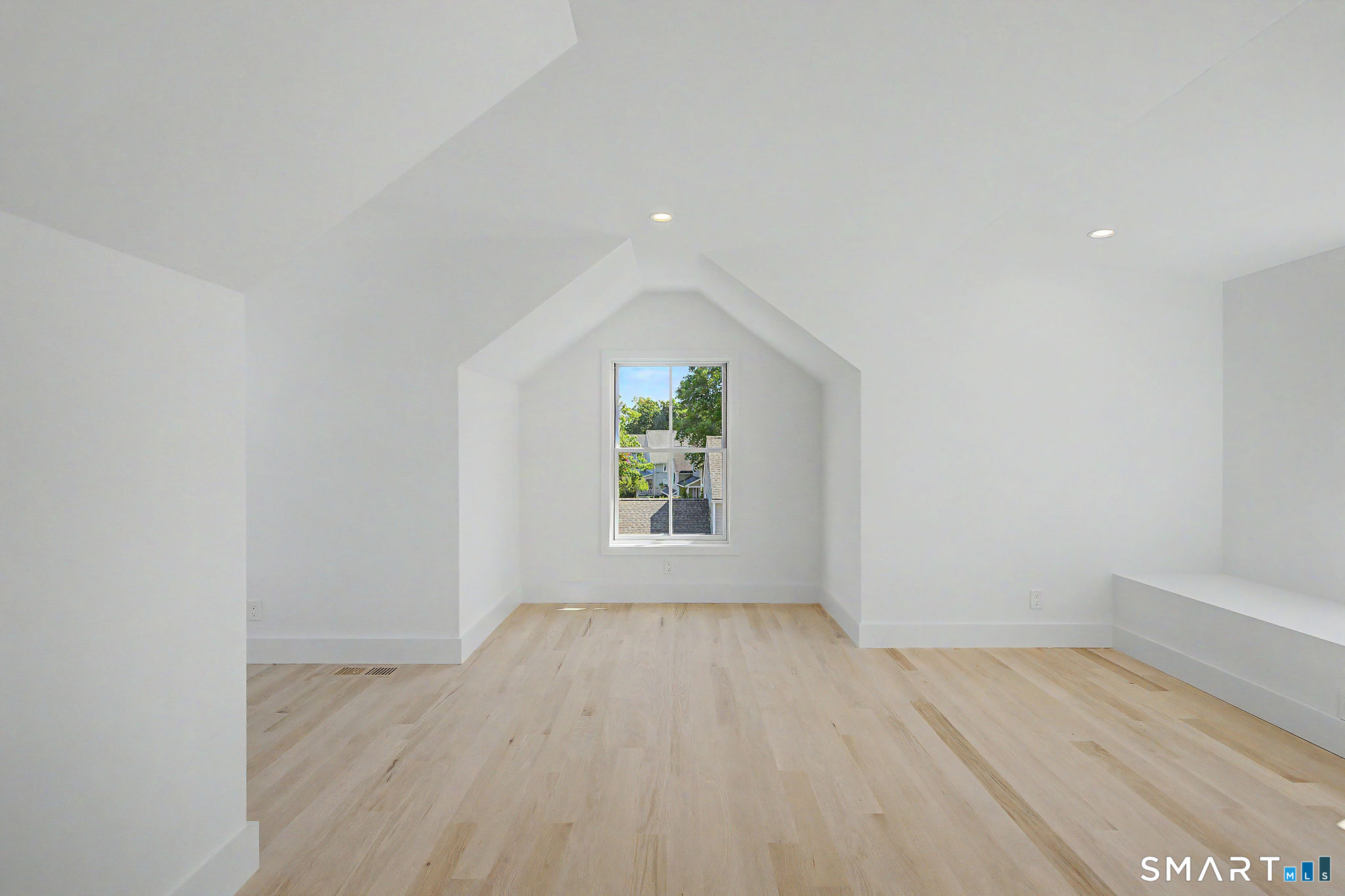 124 Forest Street New Canaan CT 06840