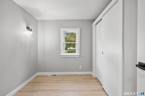 8 Hillside Road Southbury CT 06488