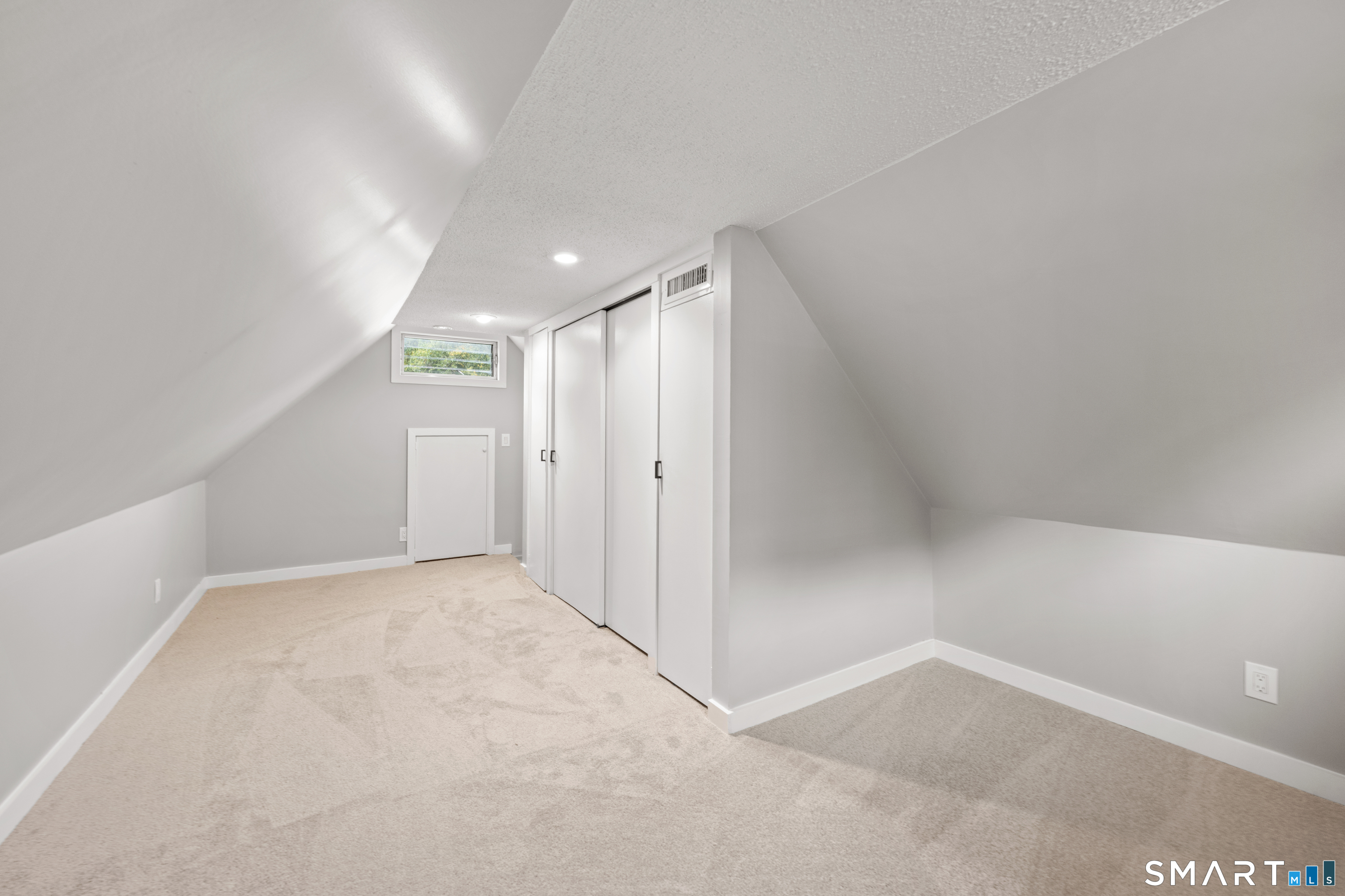 8 Hillside Road Southbury CT 06488
