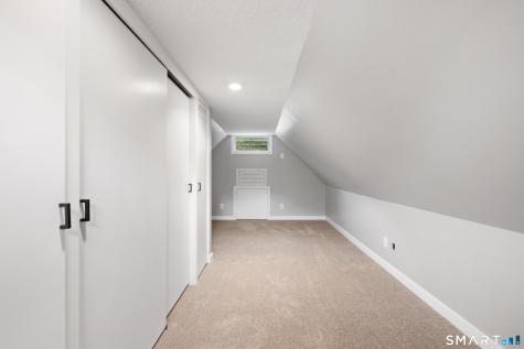 8 Hillside Road Southbury CT 06488