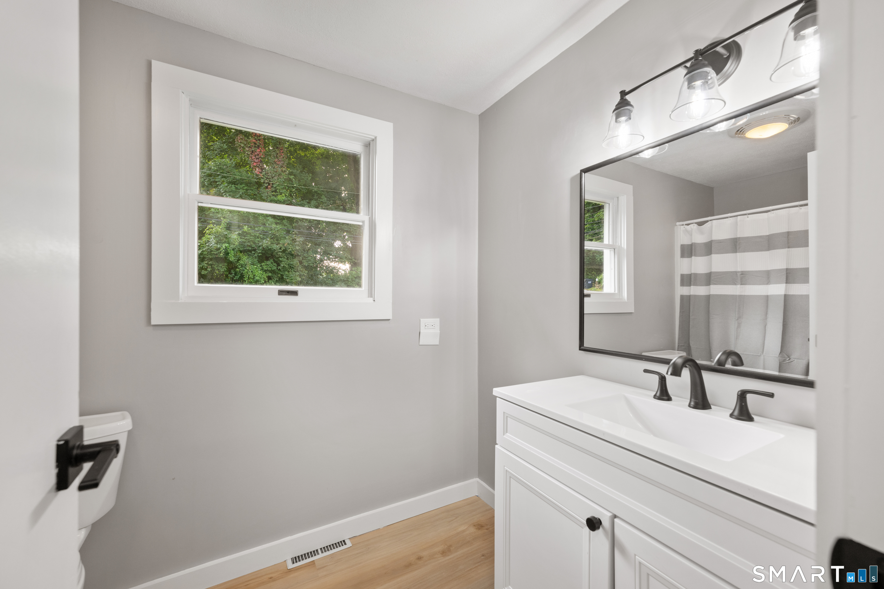 8 Hillside Road Southbury CT 06488