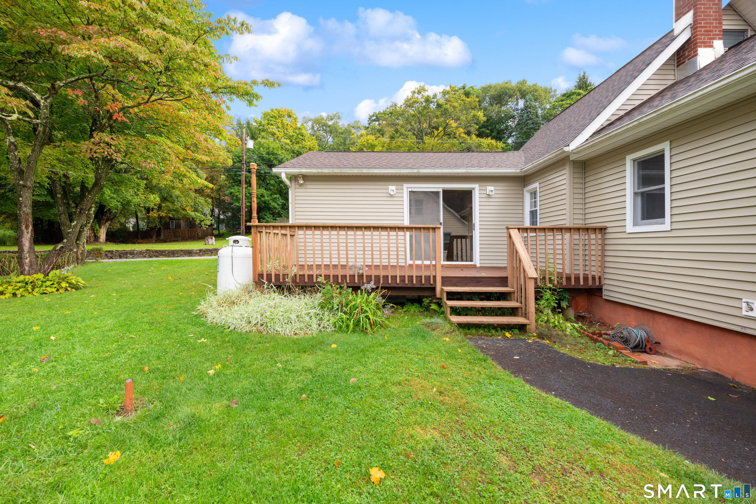 8 Hillside Road Southbury CT 06488