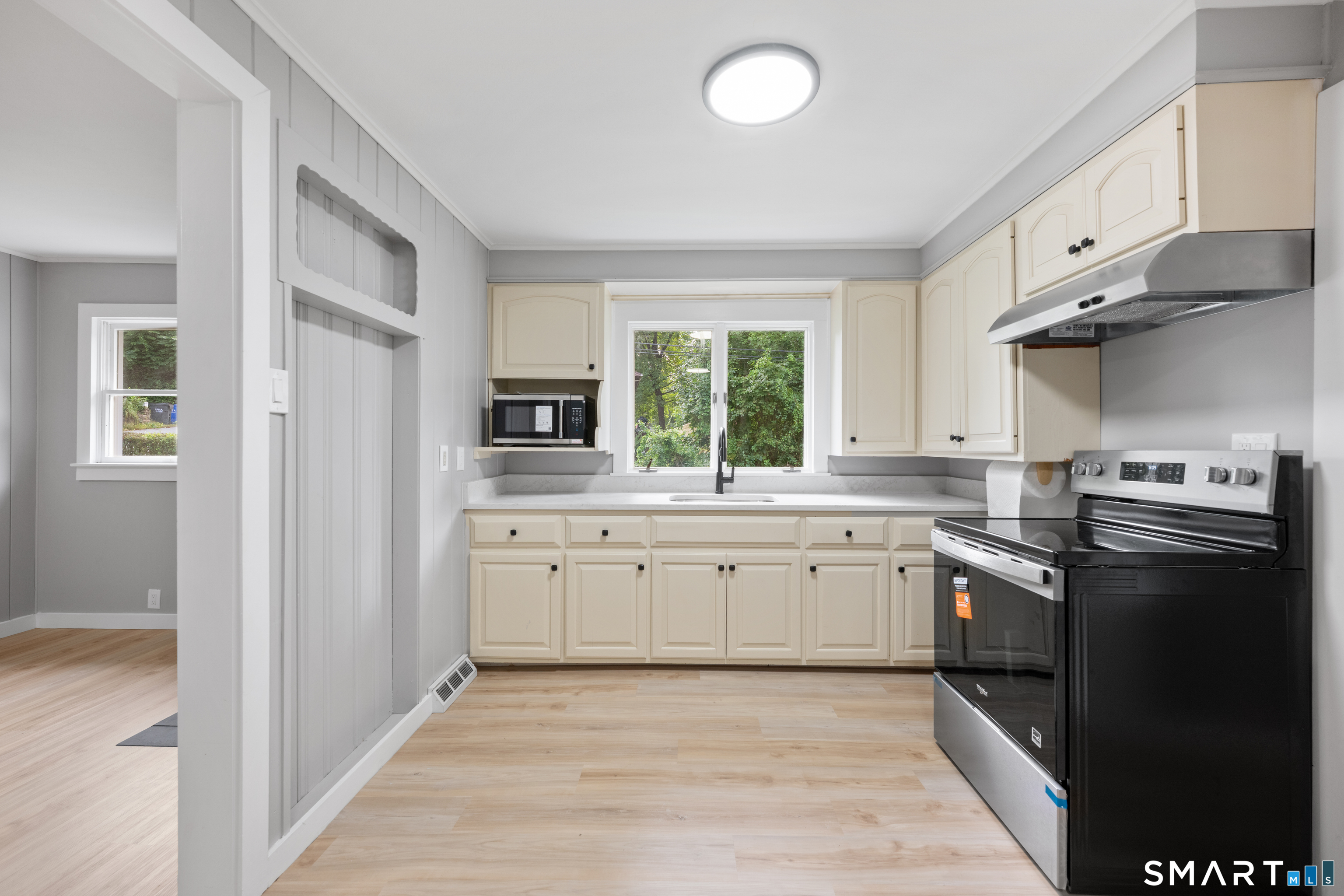 8 Hillside Road Southbury CT 06488