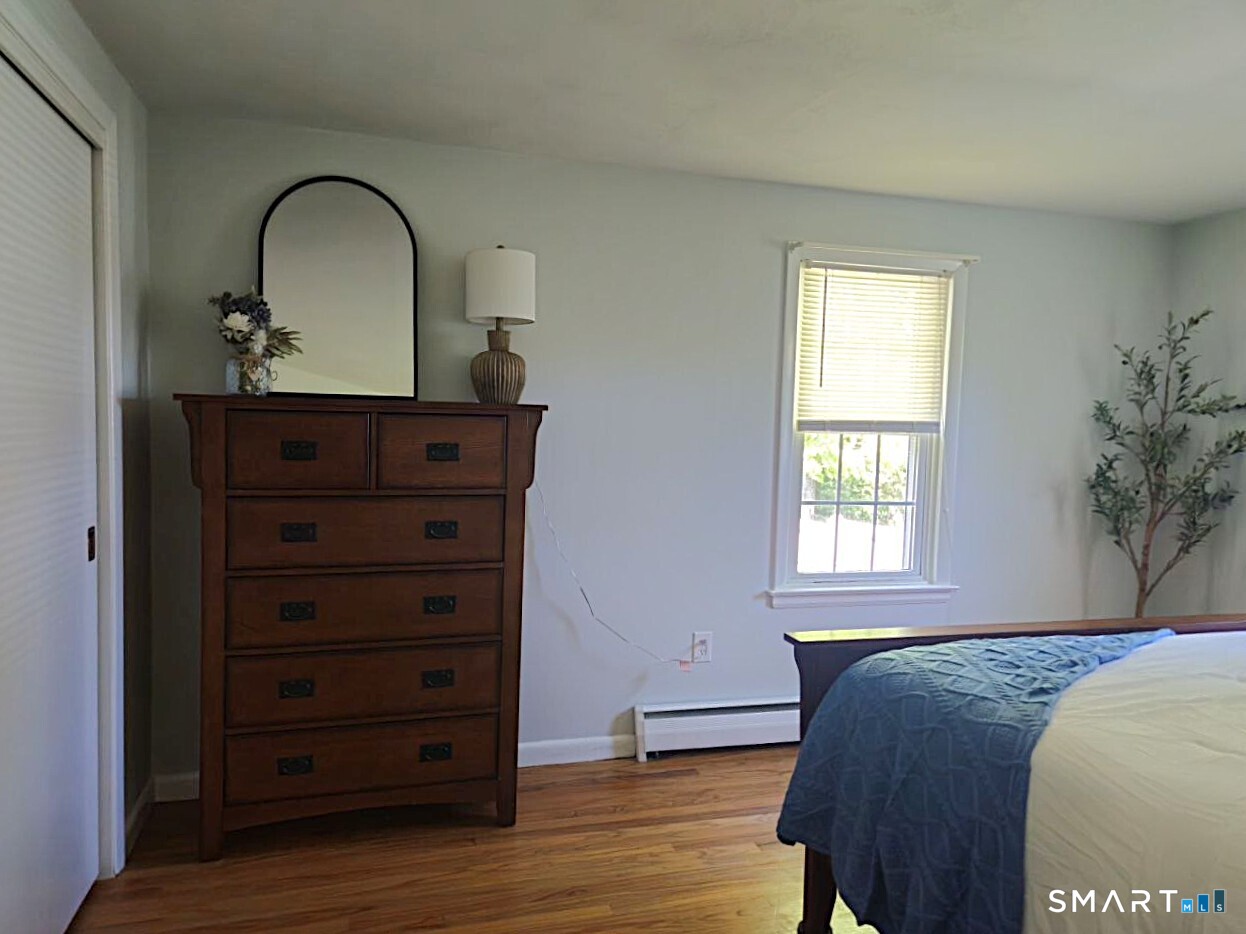 32 Ronald Road Plymouth CT 06786