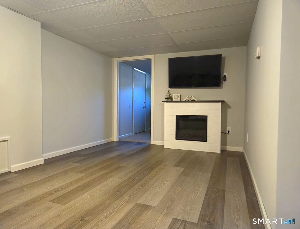 32 Ronald Road Plymouth CT 06786