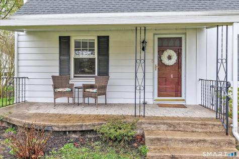 21 Grove Street Shelton CT 06484
