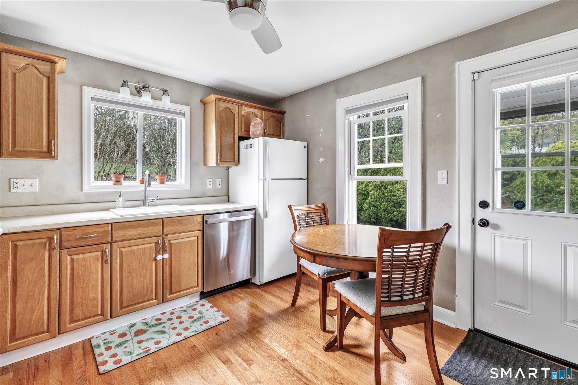 21 Grove Street Shelton CT 06484