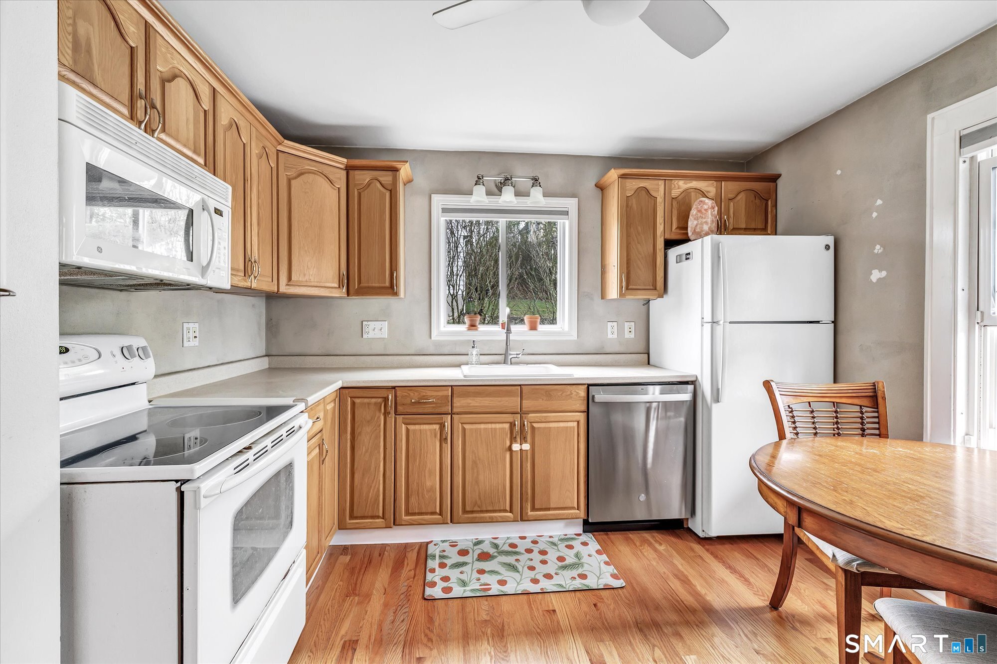 21 Grove Street Shelton CT 06484