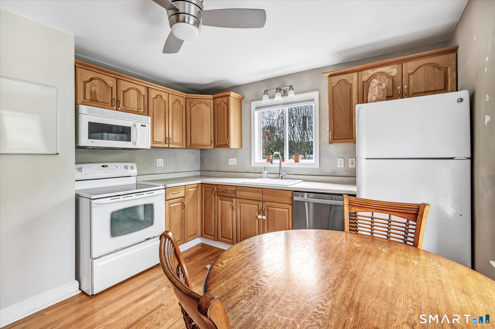 21 Grove Street Shelton CT 06484