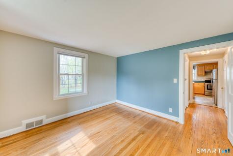 425 Hackmatack Street Manchester CT 06040