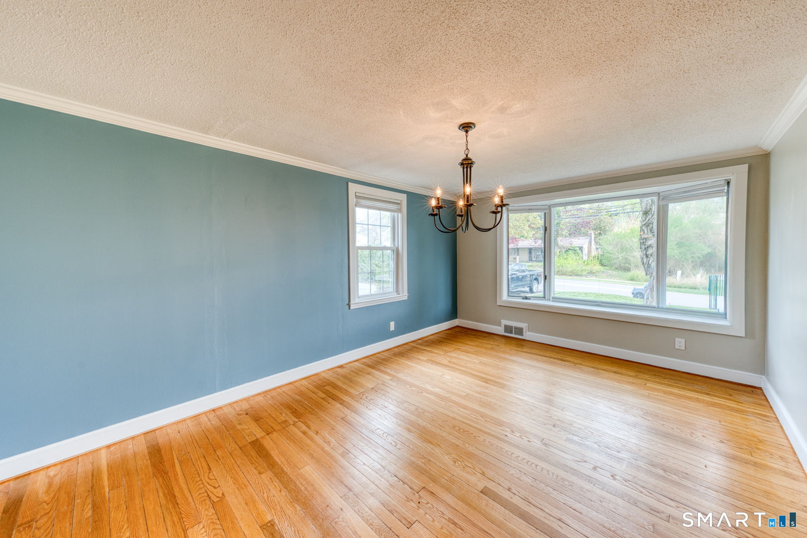 425 Hackmatack Street Manchester CT 06040