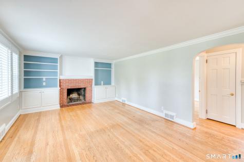425 Hackmatack Street Manchester CT 06040