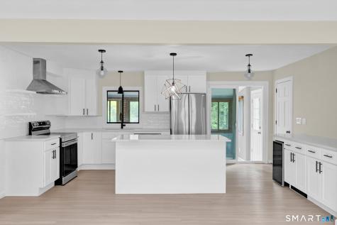 890 Copper Hill Road Suffield CT 06093