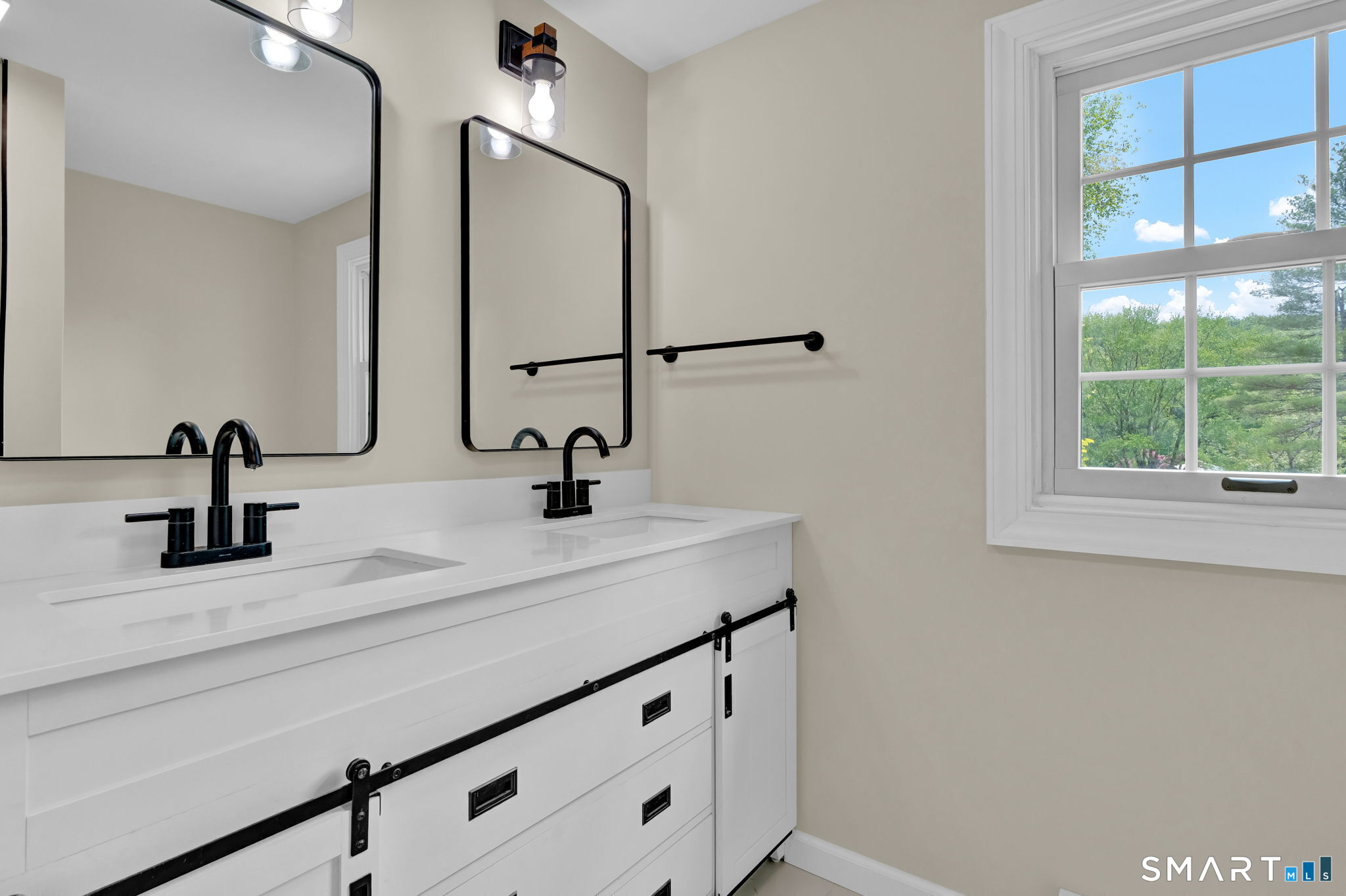 890 Copper Hill Road Suffield CT 06093