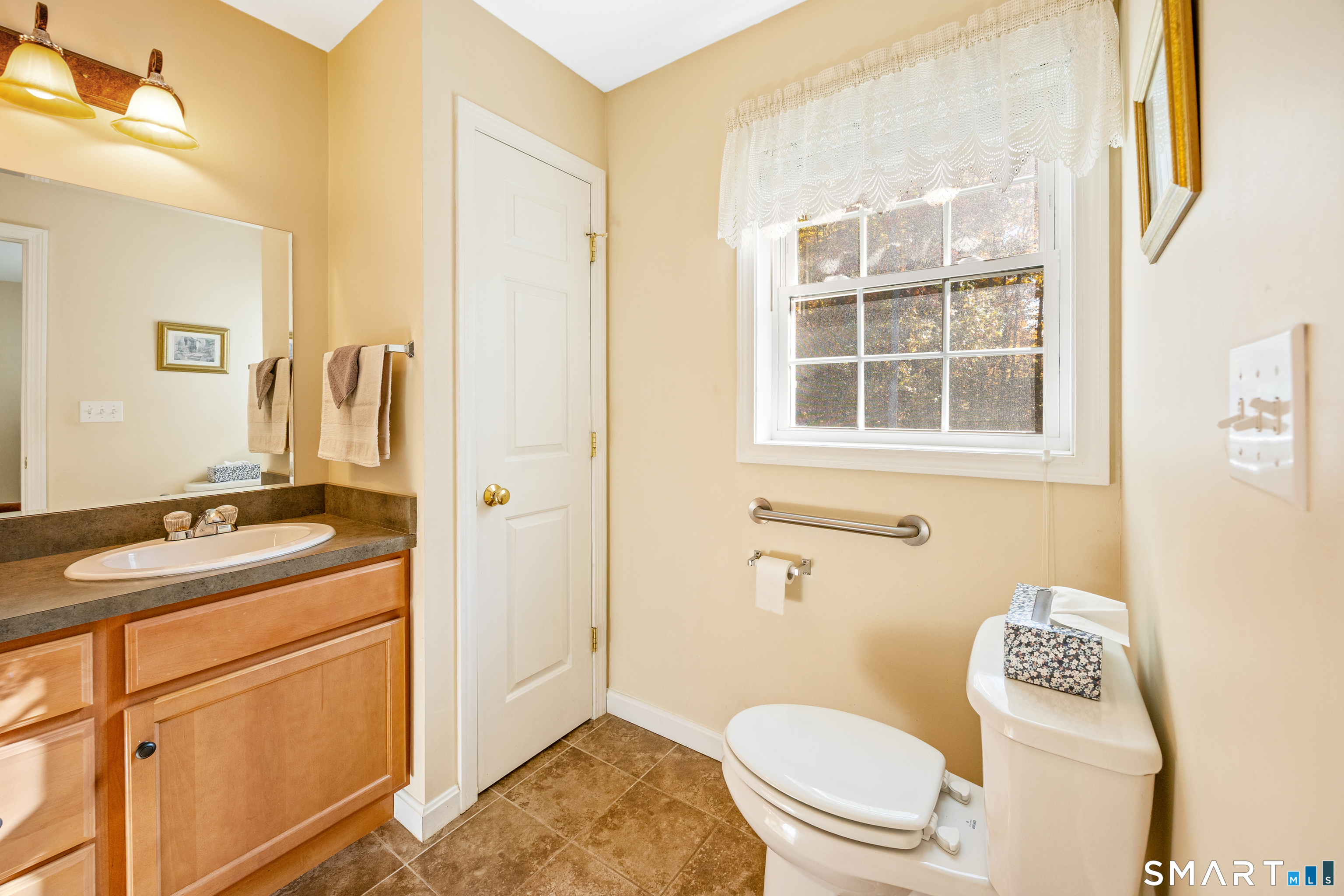 8 Hannah Way Harwinton CT 06791