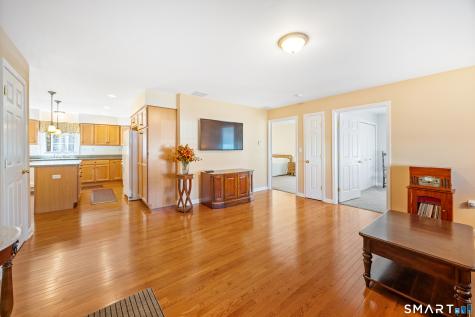 8 Hannah Way Harwinton CT 06791