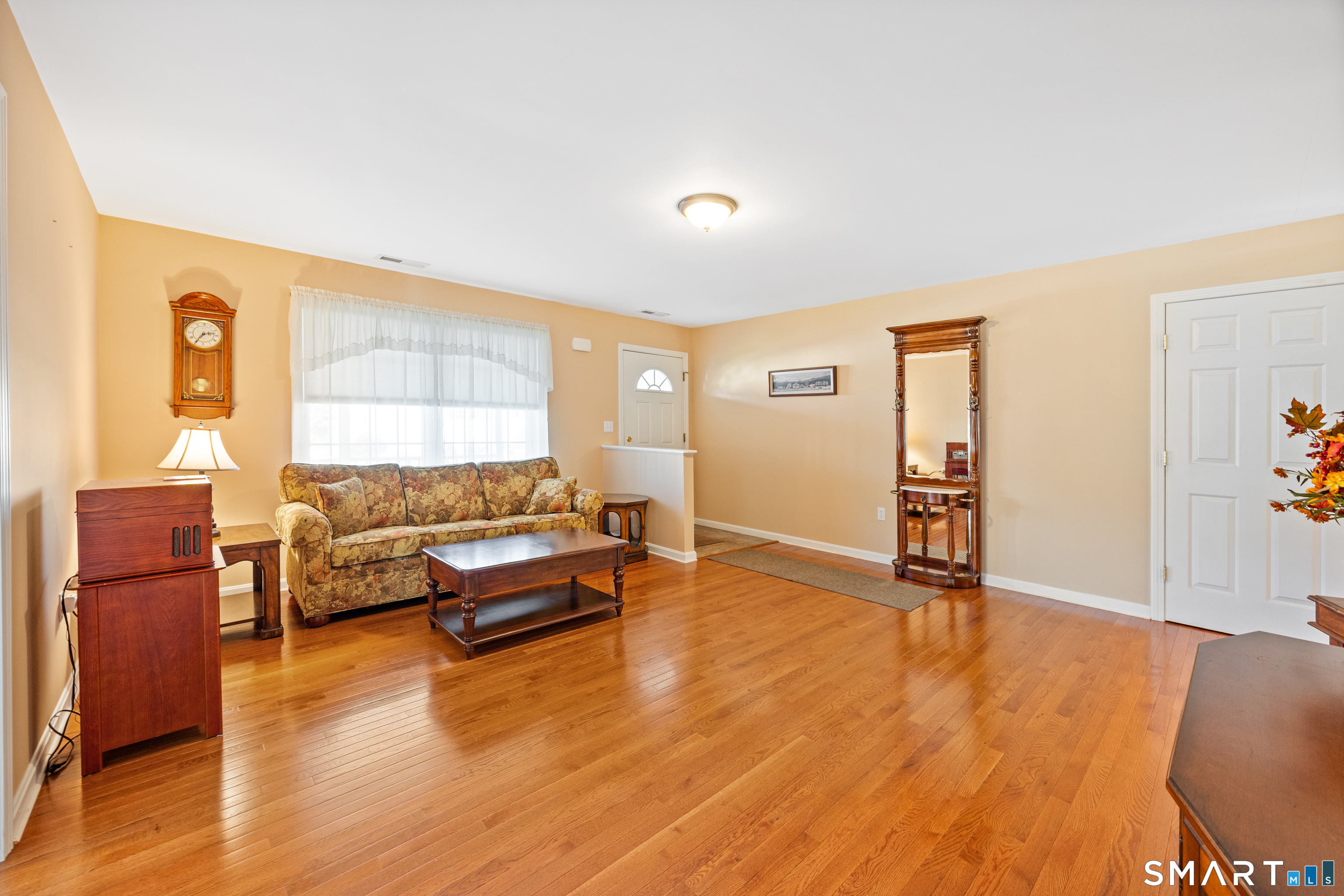 8 Hannah Way Harwinton CT 06791