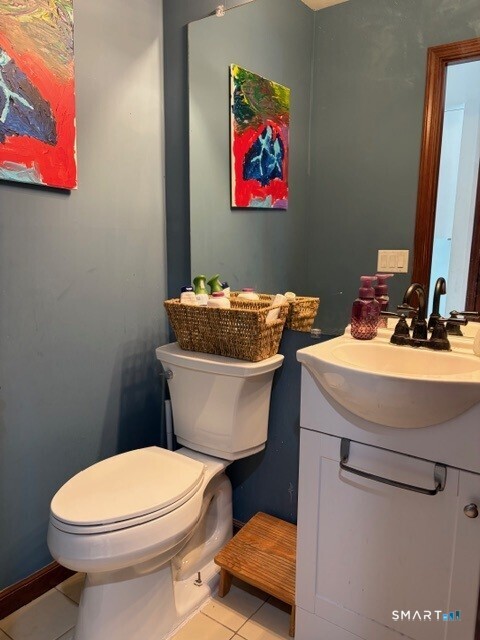 6 Cornfield Lane Woodbridge CT 06525