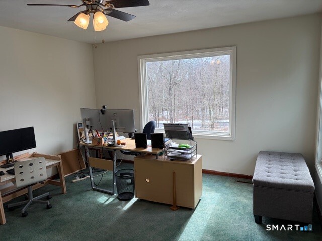 6 Cornfield Lane Woodbridge CT 06525