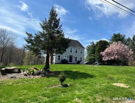 6 Cornfield Lane Woodbridge CT 06525